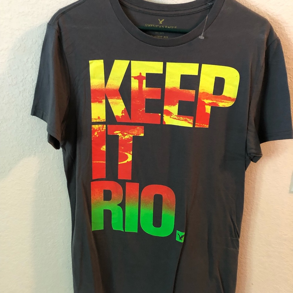 American Eagle graphic T-shirt